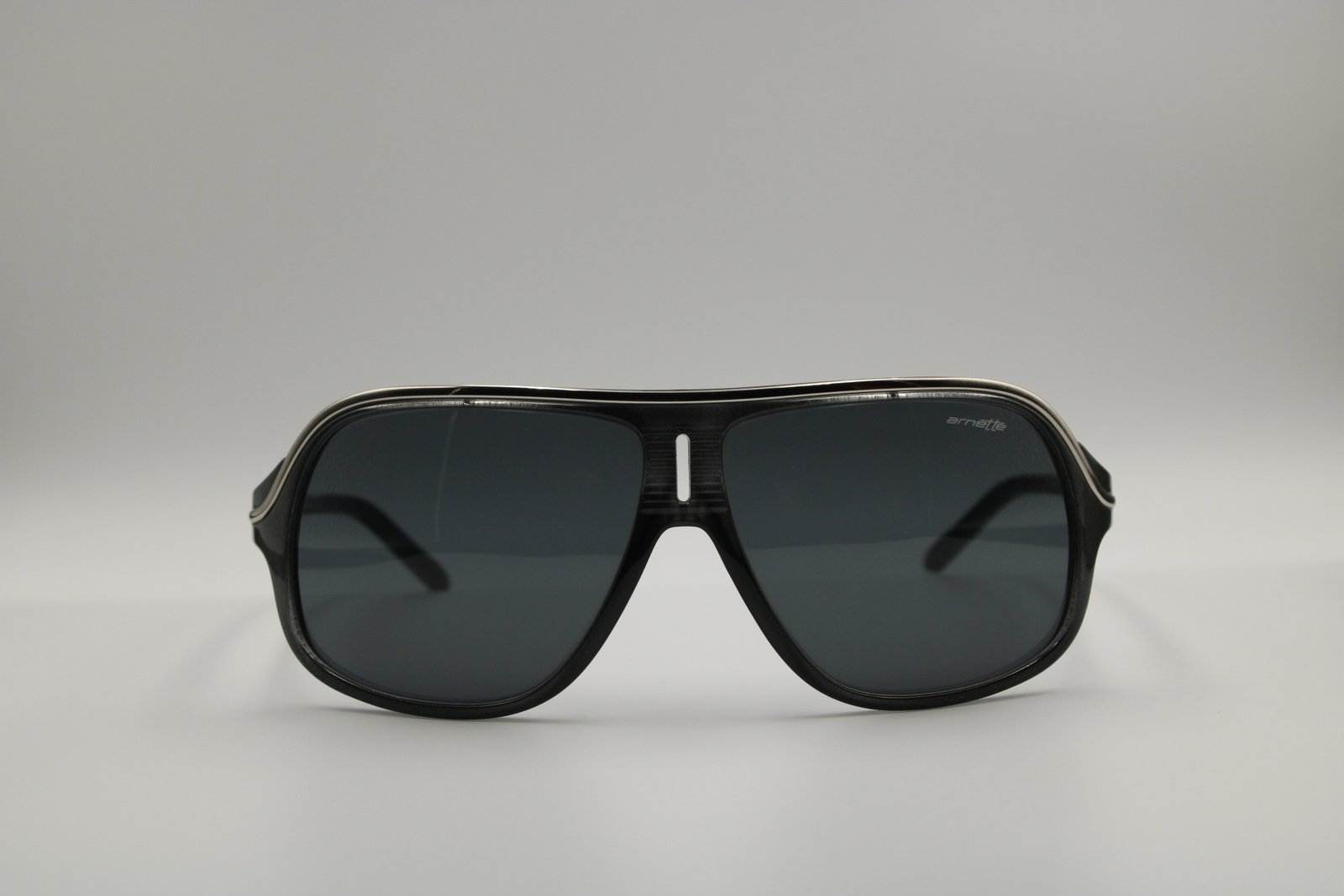 ARNETTE SCENARIO 4129 - 304/87