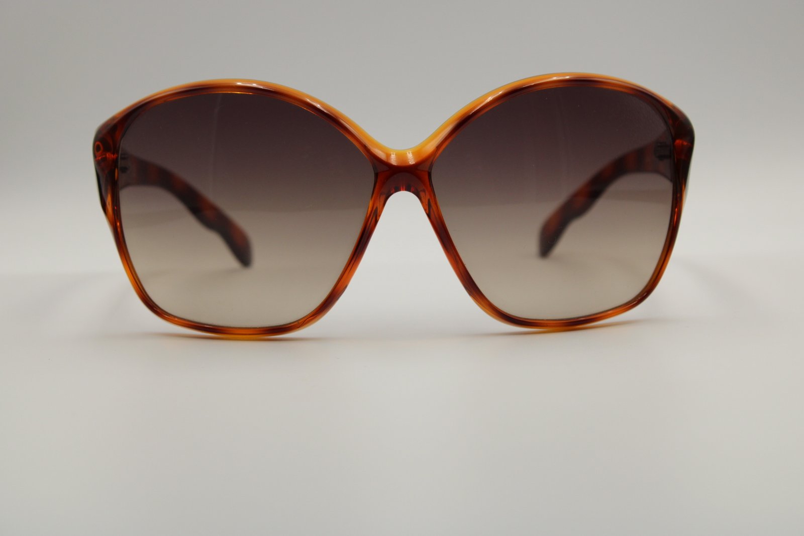 MIU MIU SMU15H - 2AU-1Z1