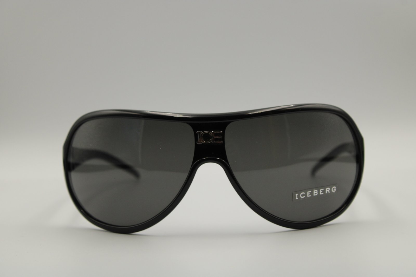 ICEBERG IC 528 - 04