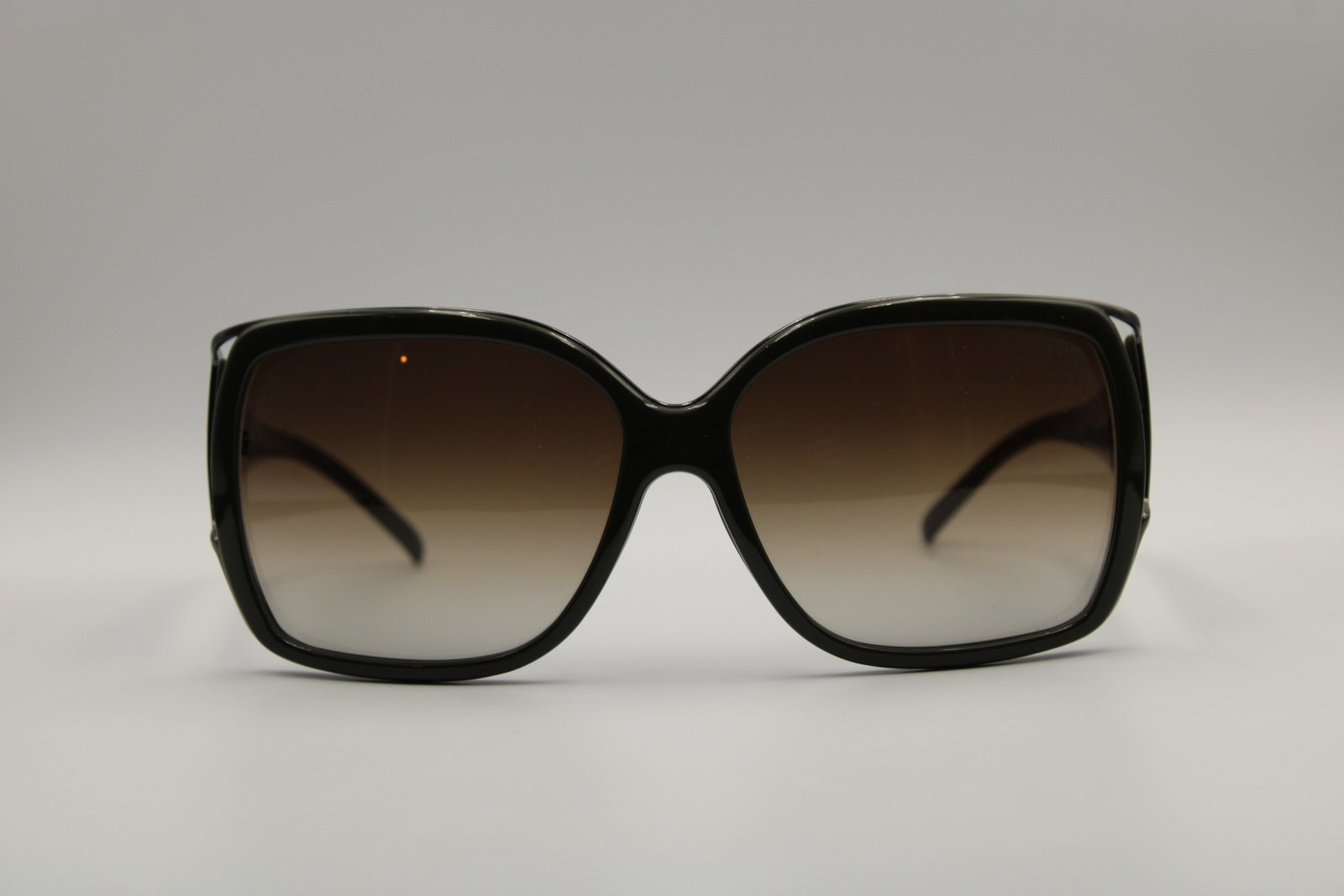 GIVENCHY SGV 727 - 09FB