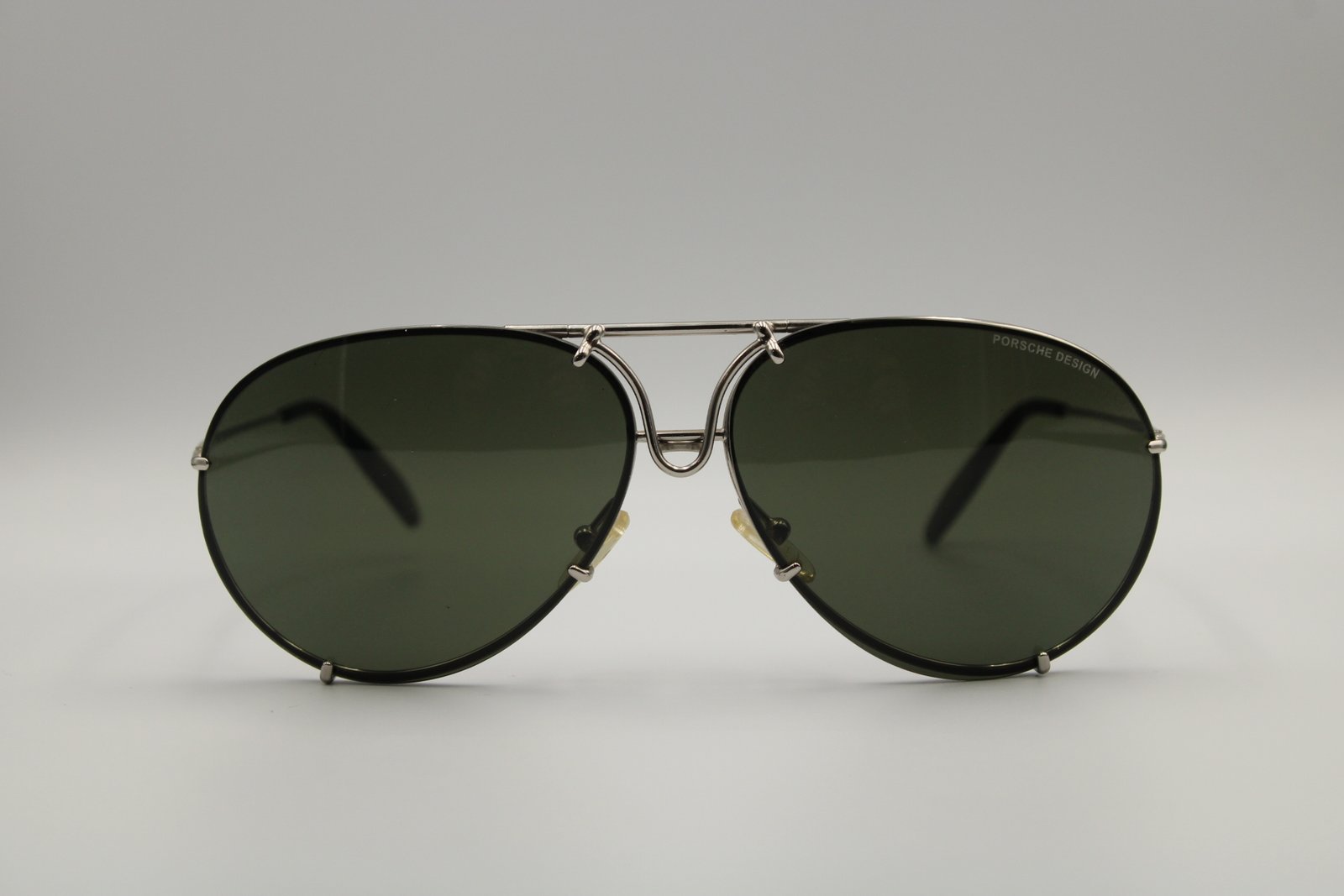 PORSCHE DESIGN 1001 - B